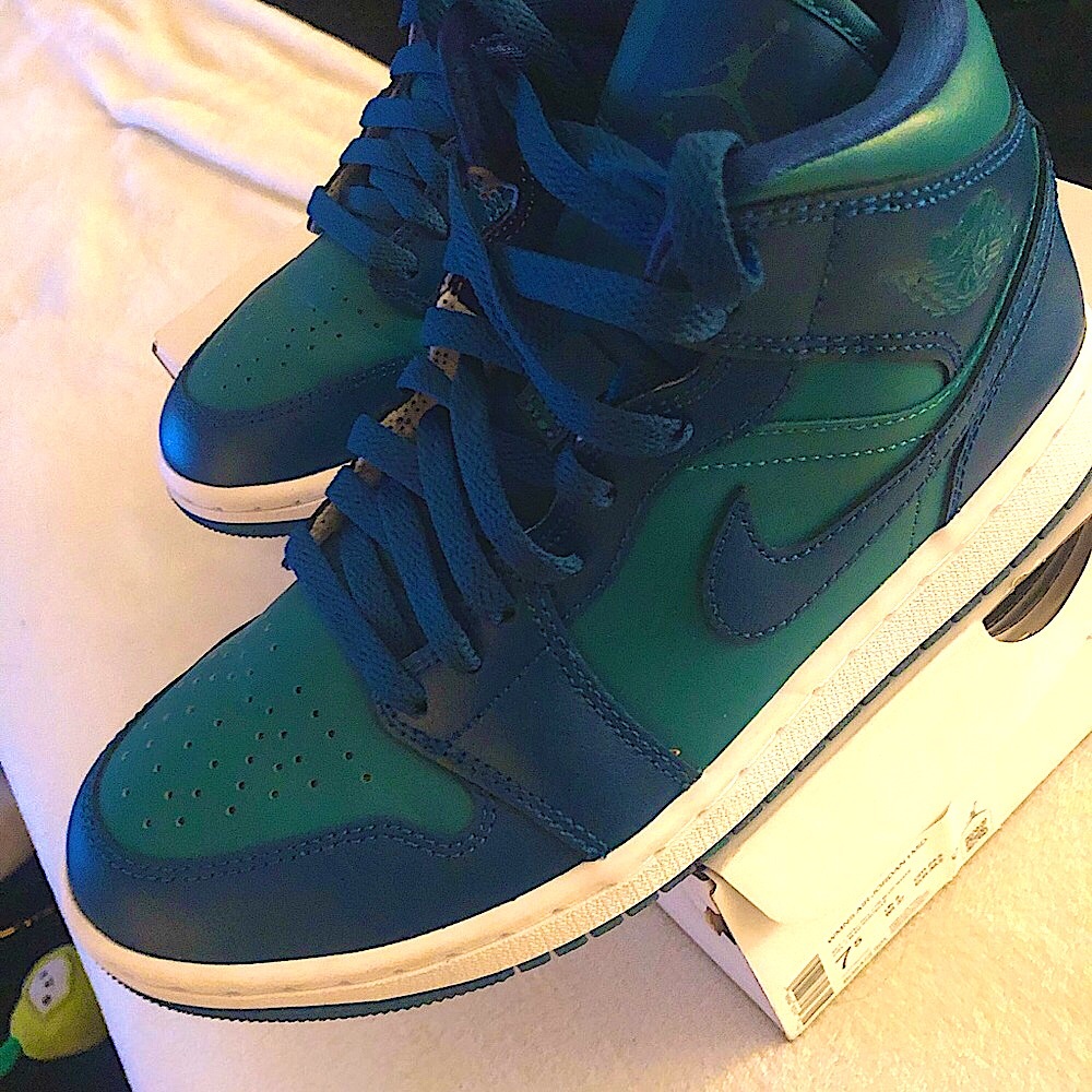 Nike Air Jordan 1 Mid Blue Green Sneakers